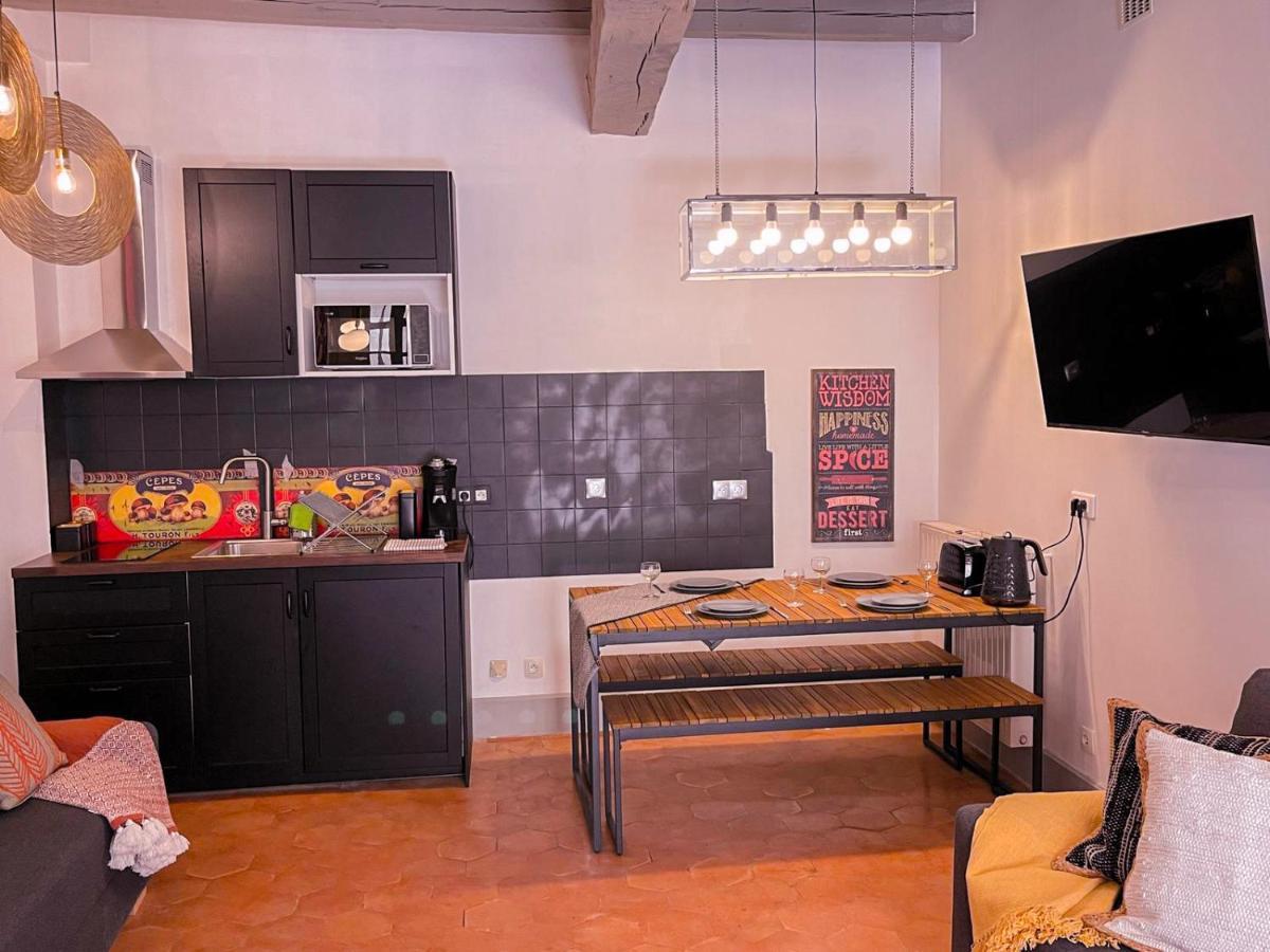 Appartements La Croix - Hyper Centre - Palais Des Papes Et Pont D'Avignon - Wifi מראה חיצוני תמונה