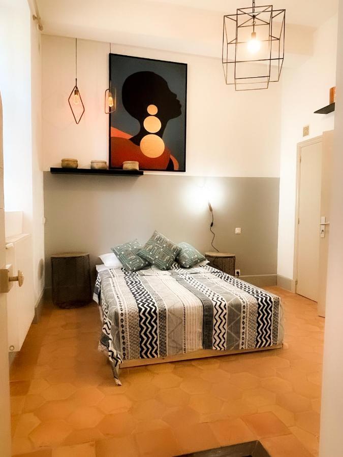 Appartements La Croix - Hyper Centre - Palais Des Papes Et Pont D'Avignon - Wifi מראה חיצוני תמונה