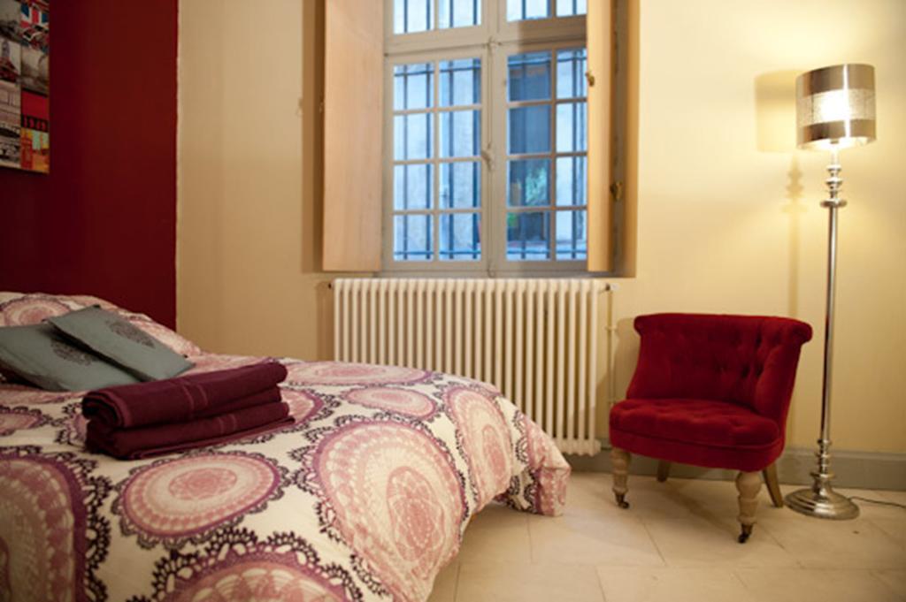 Appartements La Croix - Hyper Centre - Palais Des Papes Et Pont D'Avignon - Wifi מראה חיצוני תמונה