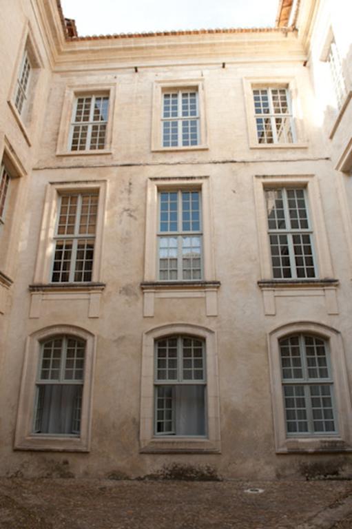 Appartements La Croix - Hyper Centre - Palais Des Papes Et Pont D'Avignon - Wifi מראה חיצוני תמונה