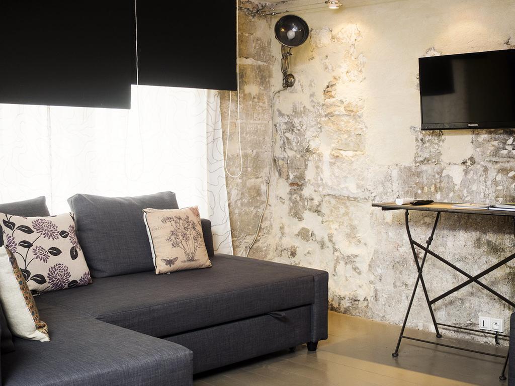 Appartements La Croix - Hyper Centre - Palais Des Papes Et Pont D'Avignon - Wifi מראה חיצוני תמונה